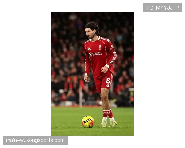 匈牙利中场控制能力提升 索博斯洛伊组织核心角色日益重要